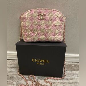 NIB Chanel pink tweed crossbody bag GWP